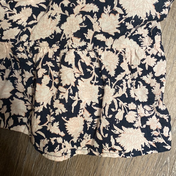 J. Crew Black Floral Sleeveless Blouse Size XXS - Picture 3 of 6
